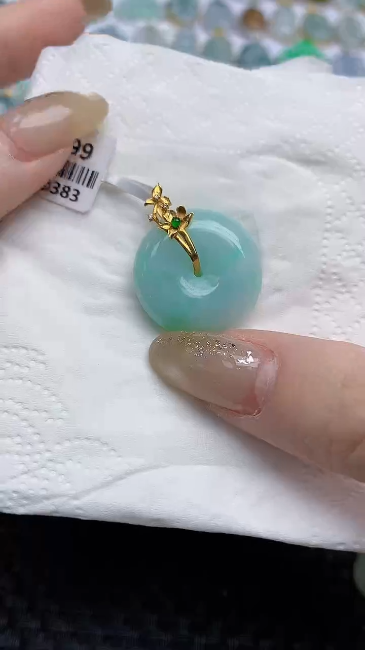【闪购商品】翡翠颈饰18K金镶嵌天然A货翡翠 