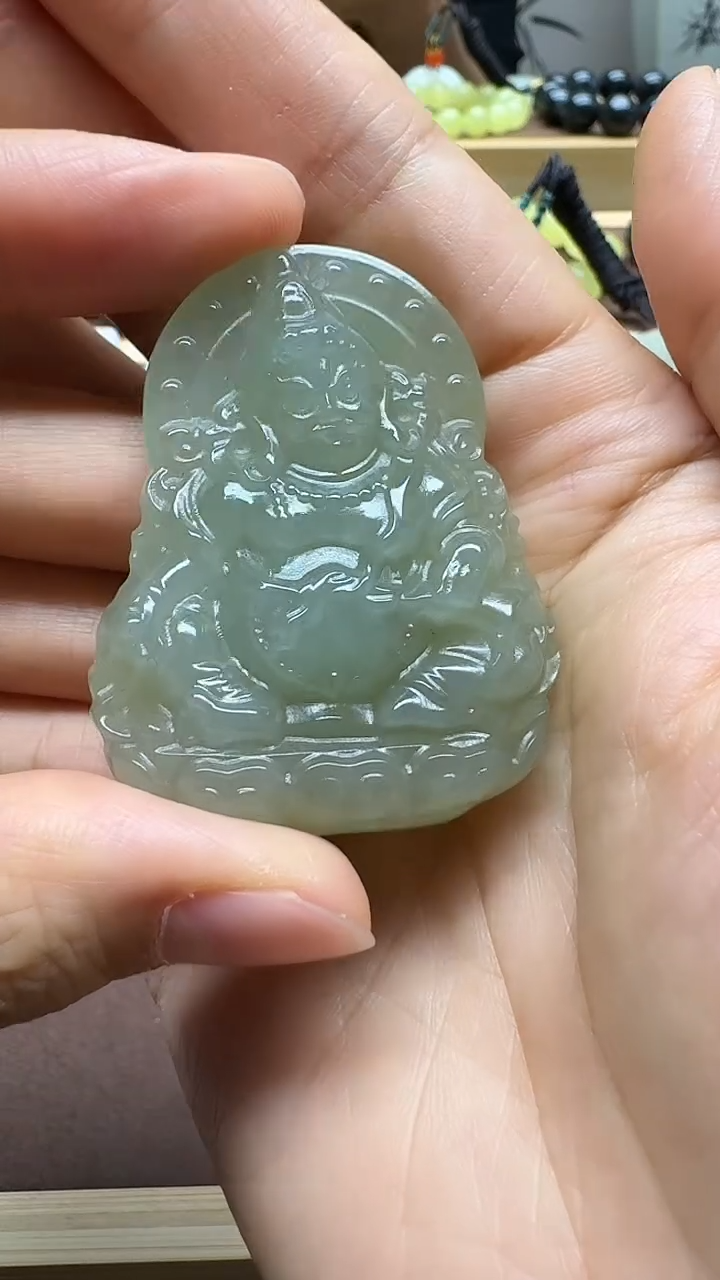颈饰未镶嵌和田玉黄财神