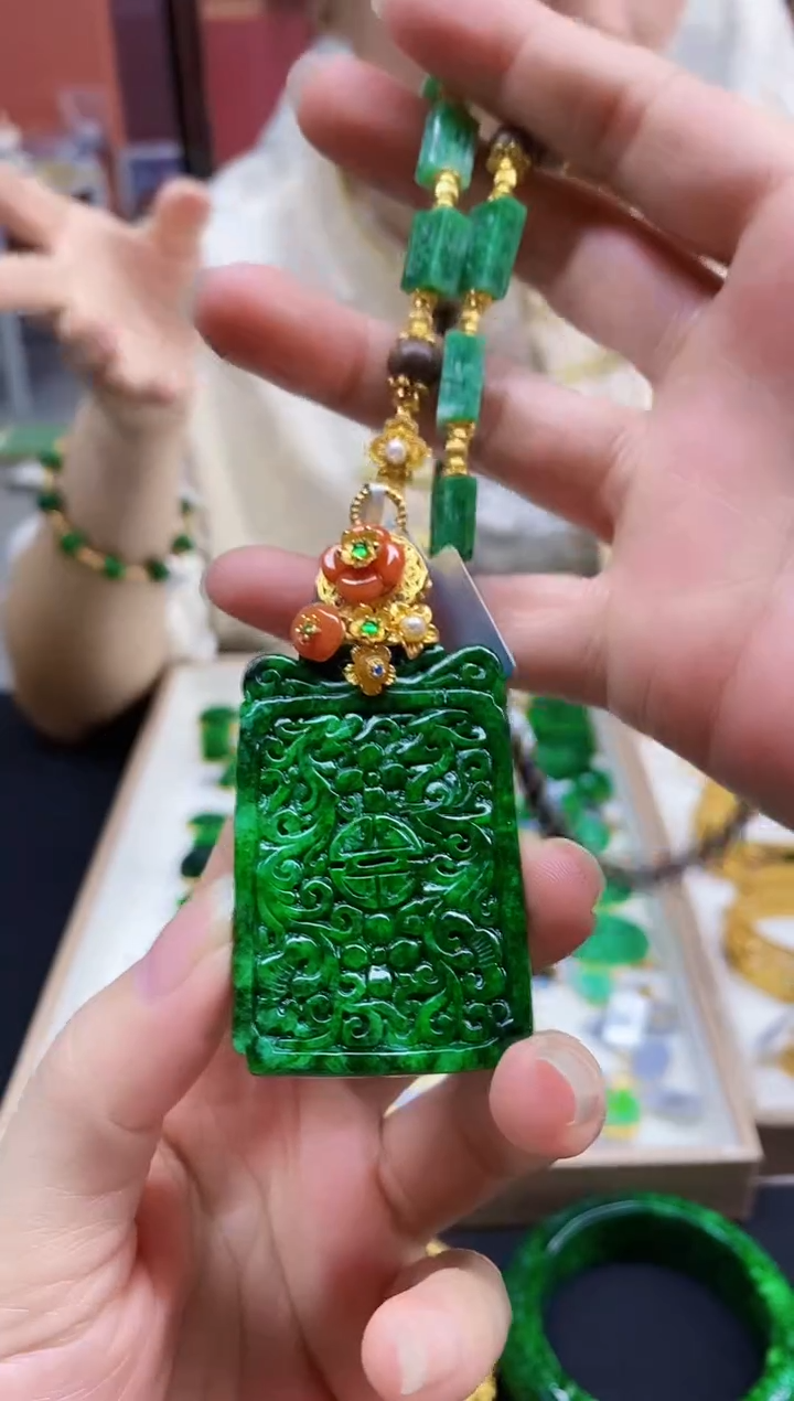 颈饰未镶嵌翡翠翡翠吊坠