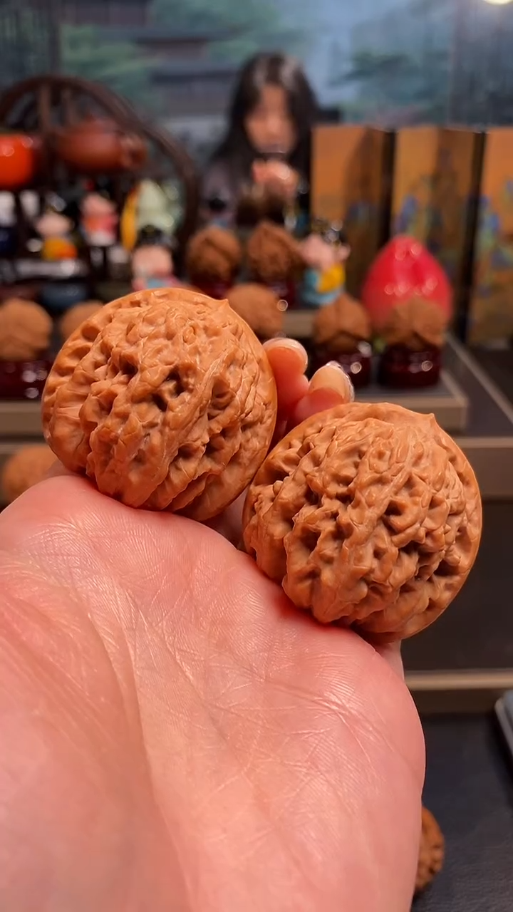 【闪购商品】文玩核桃把件H 869霞云岭40尺