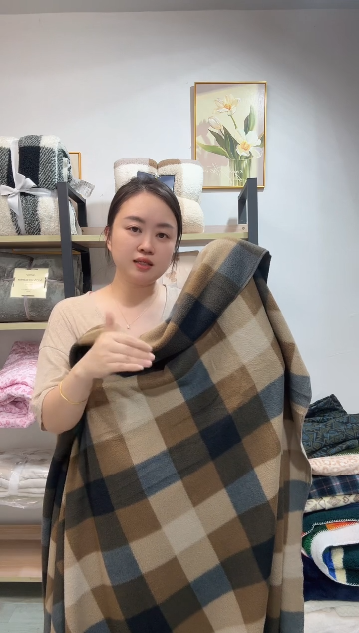 醋酯纤维150*200摇粒绒咖啡格