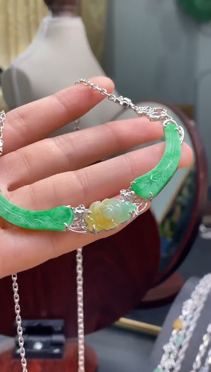 颈饰银S925镶嵌翡翠19355