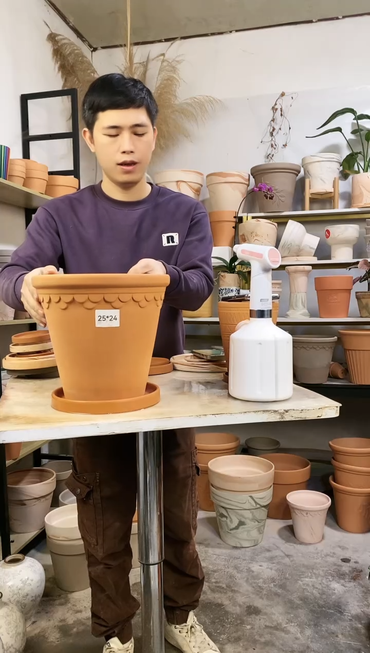 【闪购商品】红陶25*24红陶巴洛克 1盆1托