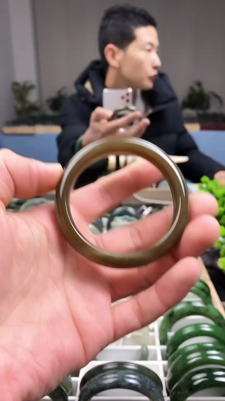 【闪购商品】和田玉手镯未镶嵌55.4