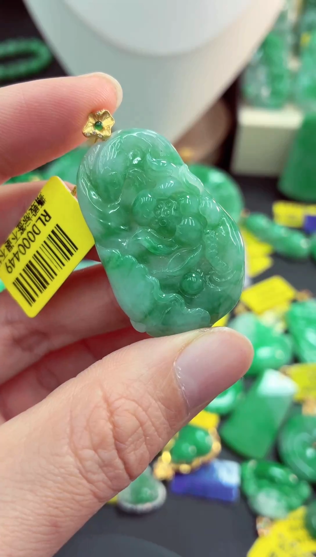 吊坠(不含链)18K金镶嵌翡翠天然缅甸翡翠A货