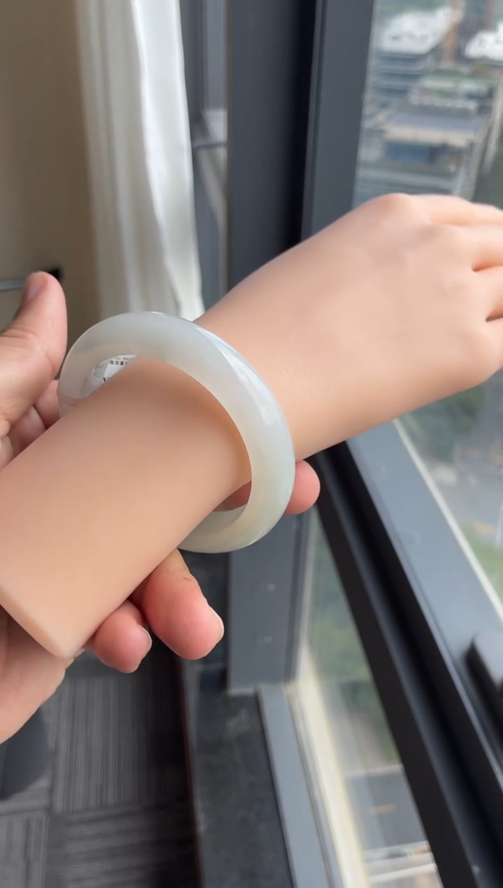 未镶嵌手镯翡翠24号54.1*13*9.4正圈