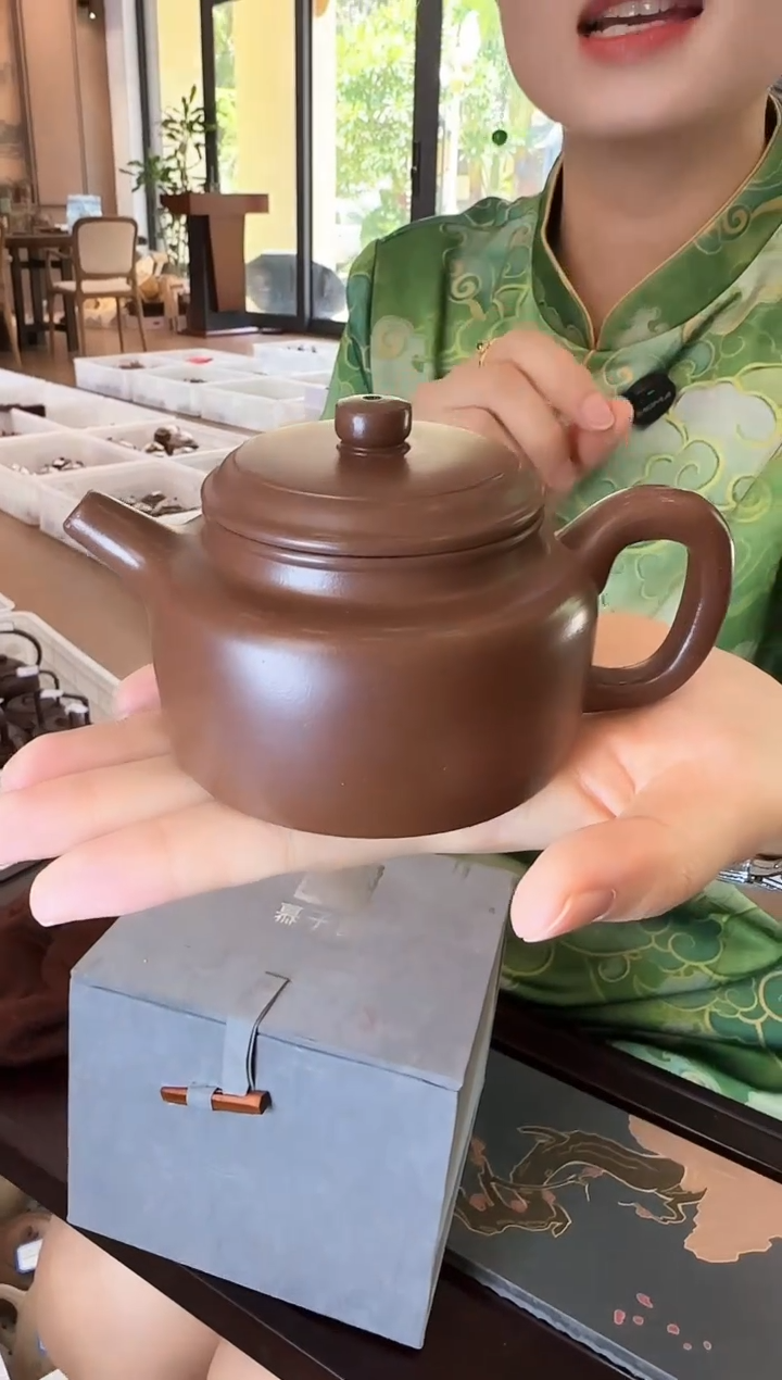 茶壶紫砂底槽清小德钟