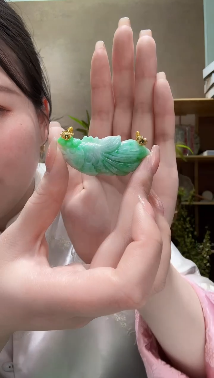 【闪购商品】翡翠未镶嵌颈饰吊坠