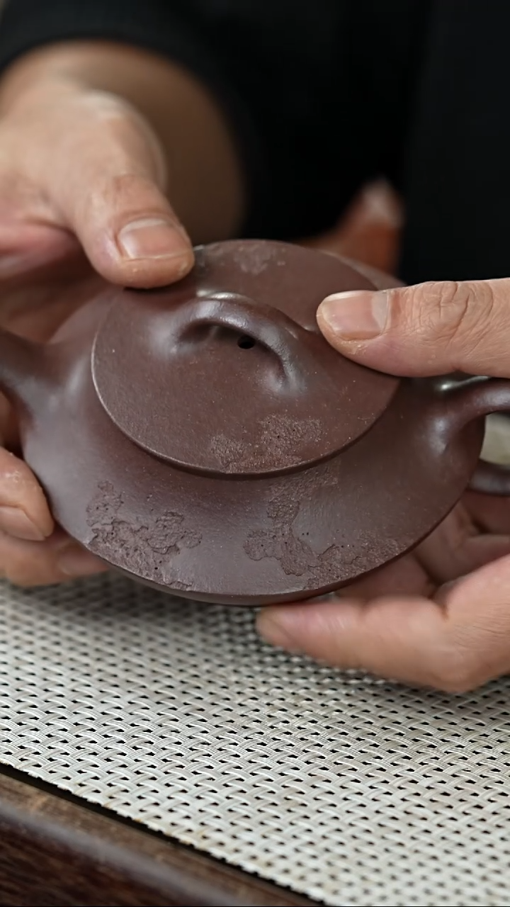 【闪购商品】紫砂茶壶@@EK15956吴宇洁秀色紫韵