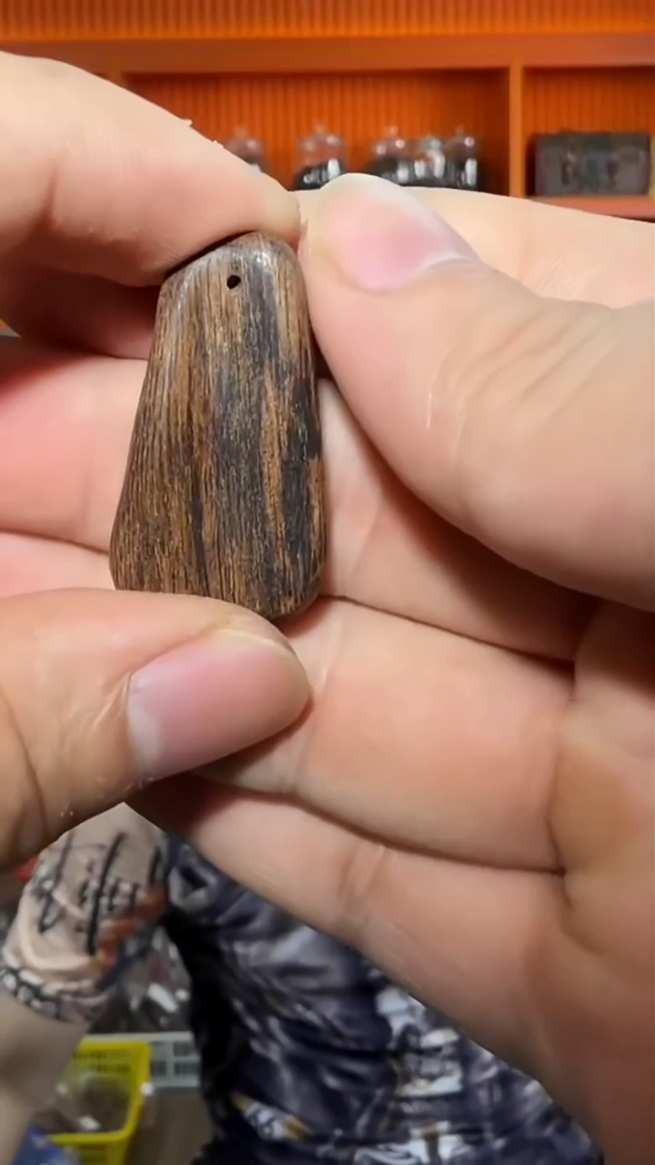 沉香吊坠166号多样性发一