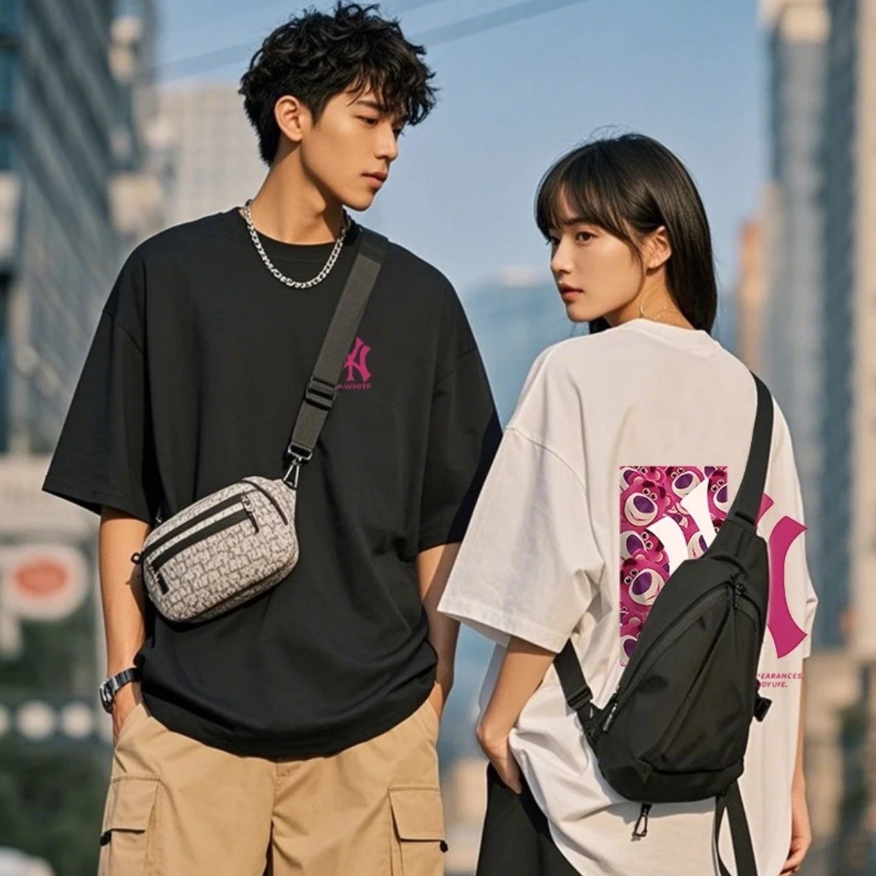 201联名款潮牌T恤男女同款时尚百搭圆领t恤短袖前后草莓熊Y