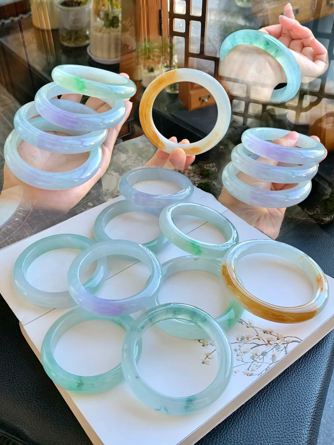 福利翡翠手镯！多样性发一支