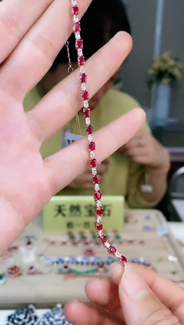 【闪购商品】红宝石手链银S925镶嵌手链