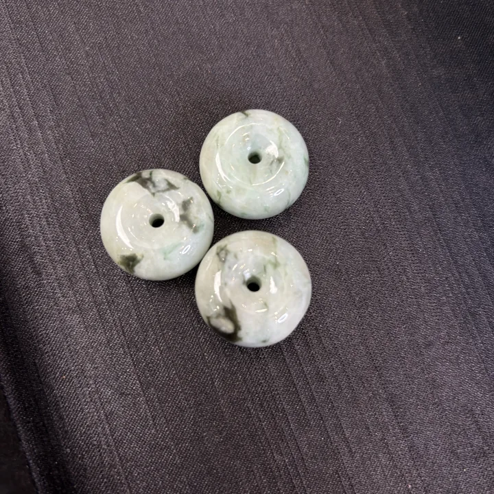 翡翠面包圈平安扣吊坠 拍一个发一个 多样性发货-817088