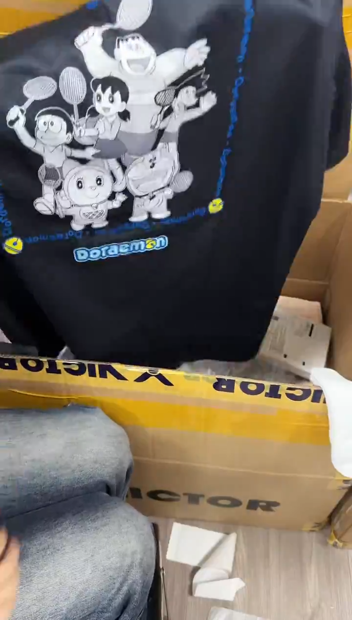 微瑕正品球拍球服球包   16   哆啦A梦短袖黑色L