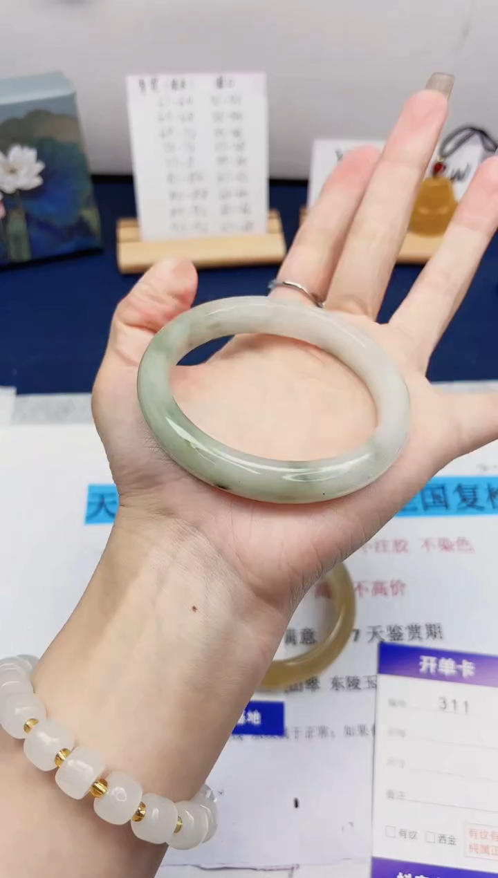 【闪购商品】石英质玉手镯未镶嵌311-天山翠-圈口58