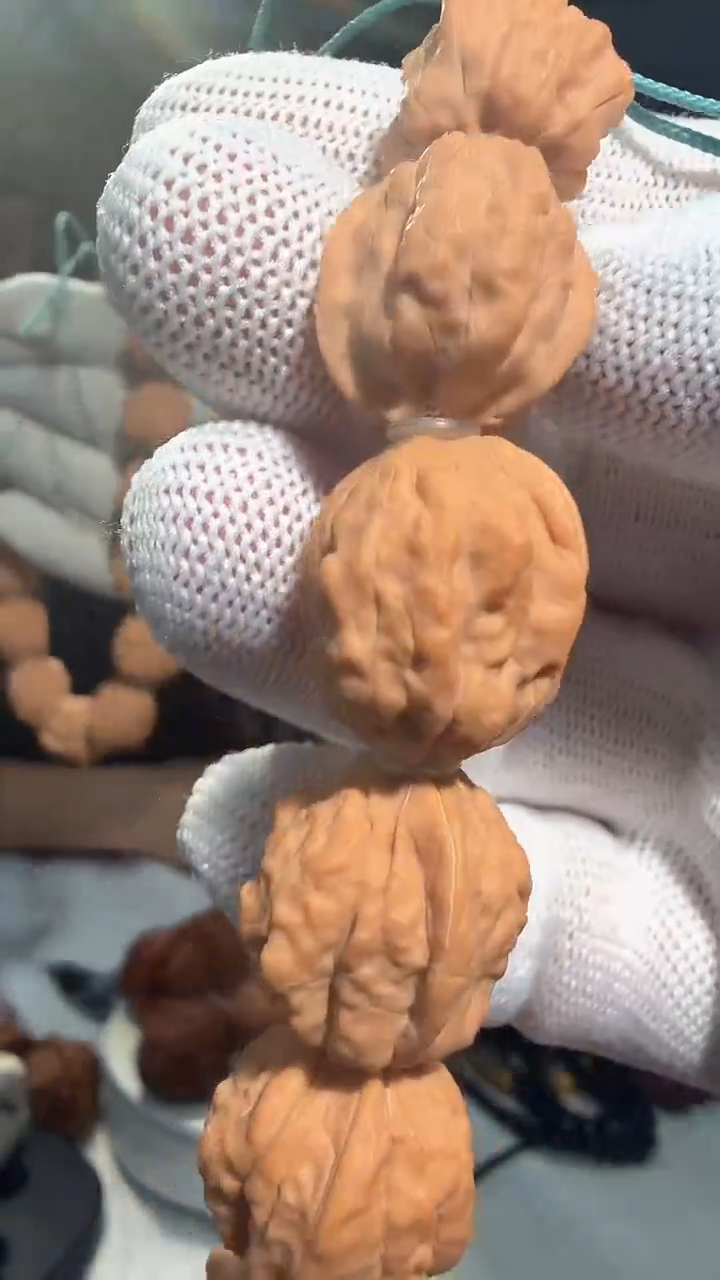 大叶紫檀（黑酸枝木类）手串蟾宗