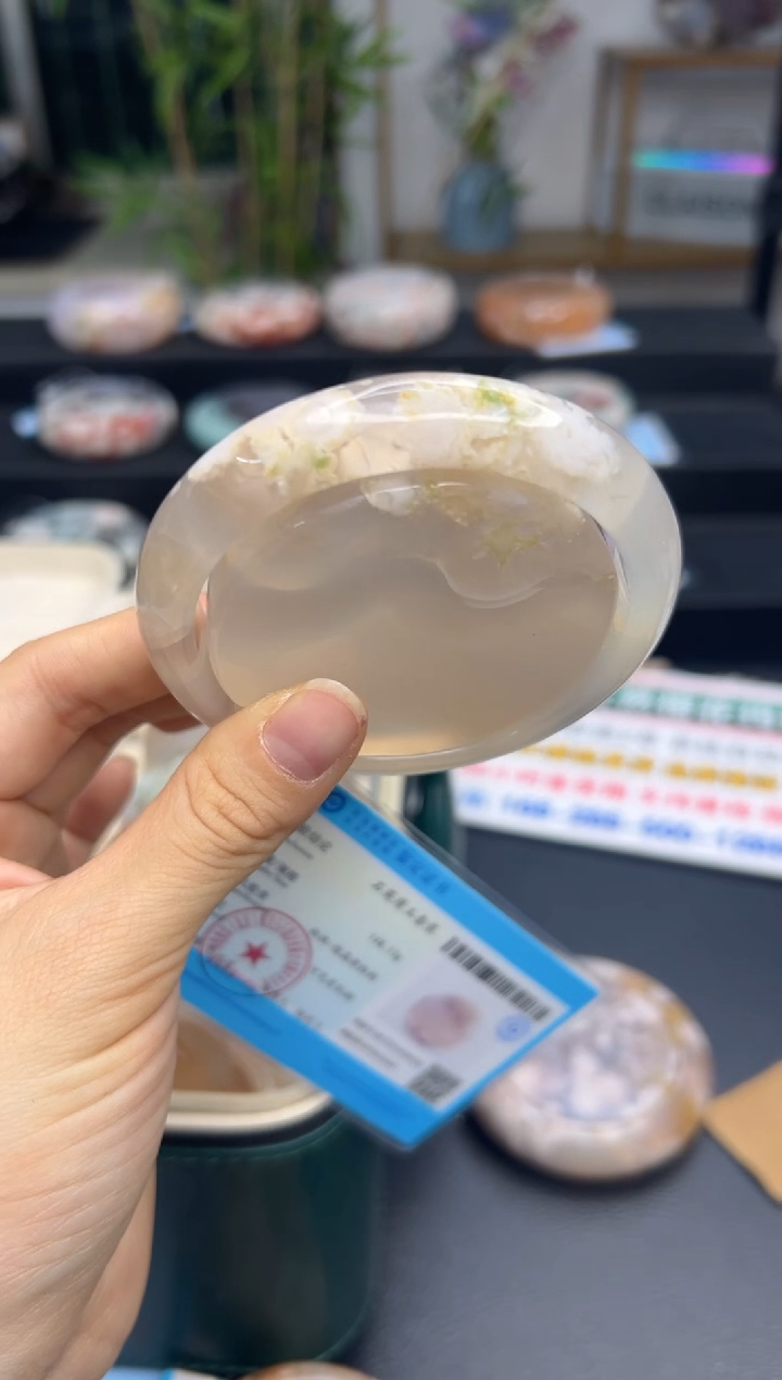 【闪购商品】石英质玉手镯未镶嵌A775(61圈赠送镯心)