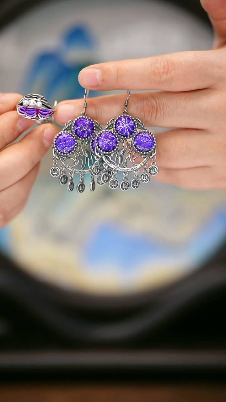 织绣87黔东南苗族刺绣