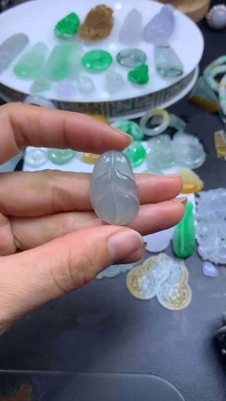 【闪购商品】定制翡翠未镶嵌翡翠