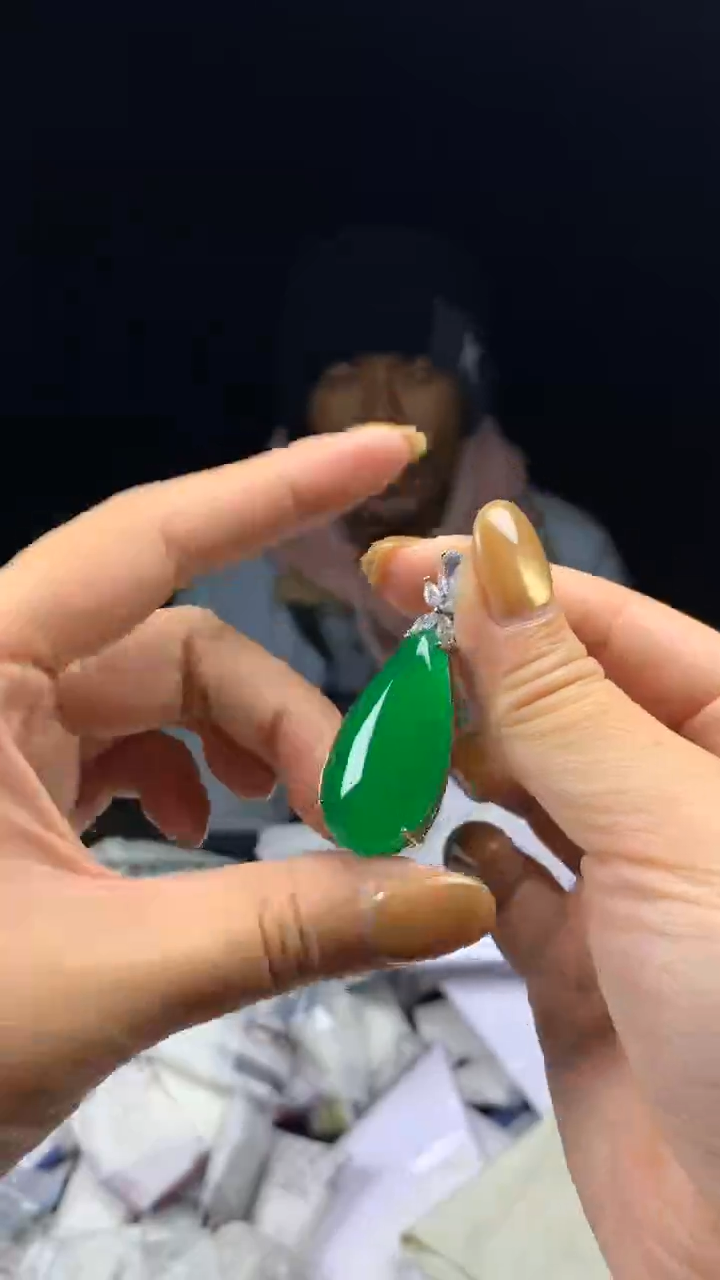 满色吊坠 所见即所得！！