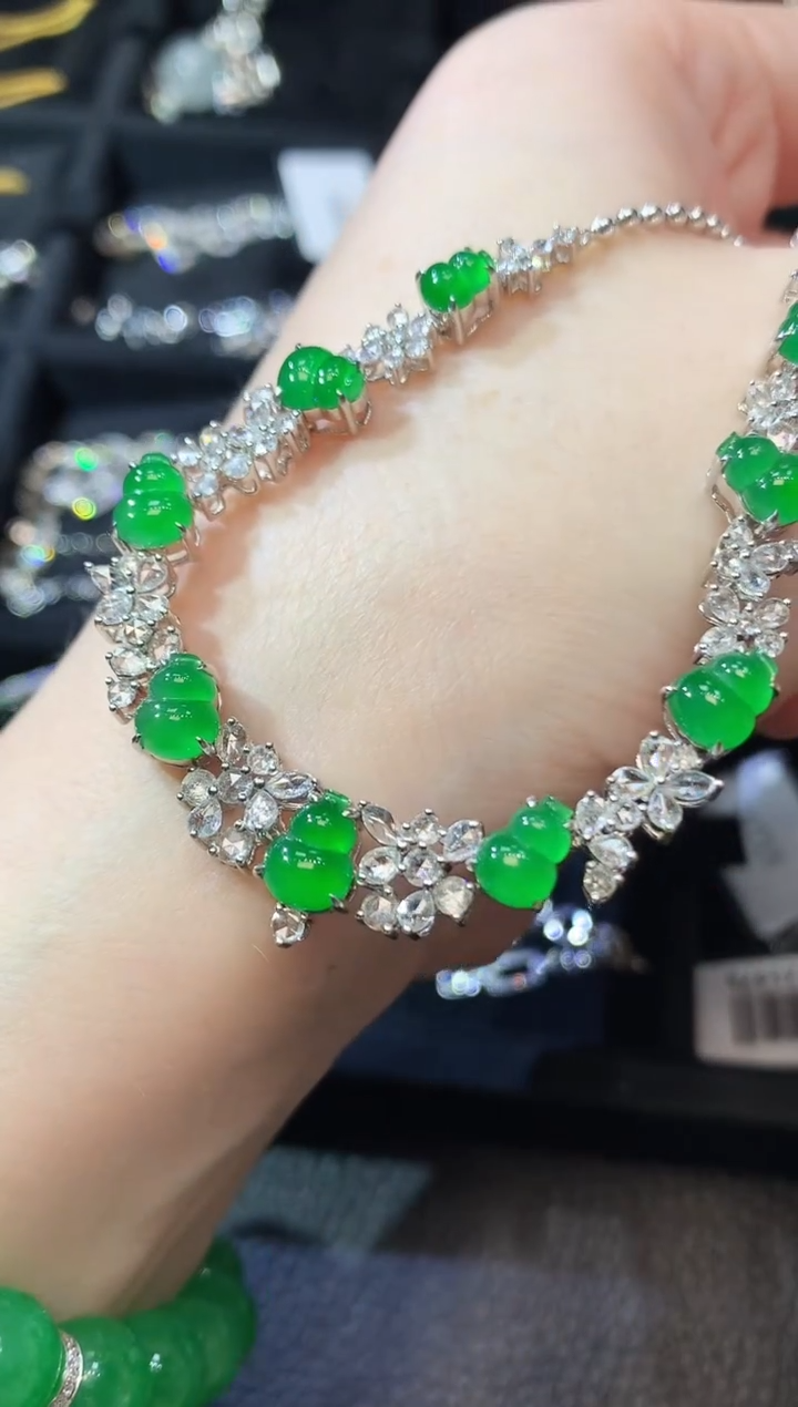 翡翠18K金镶嵌套链D11 翡翠