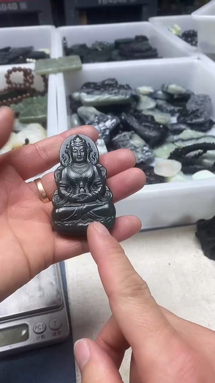 吊坠(不含链)未镶嵌和田玉1