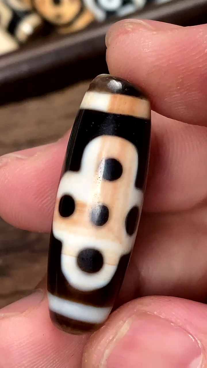 玛瑙/玉髓颈饰未镶嵌5757575