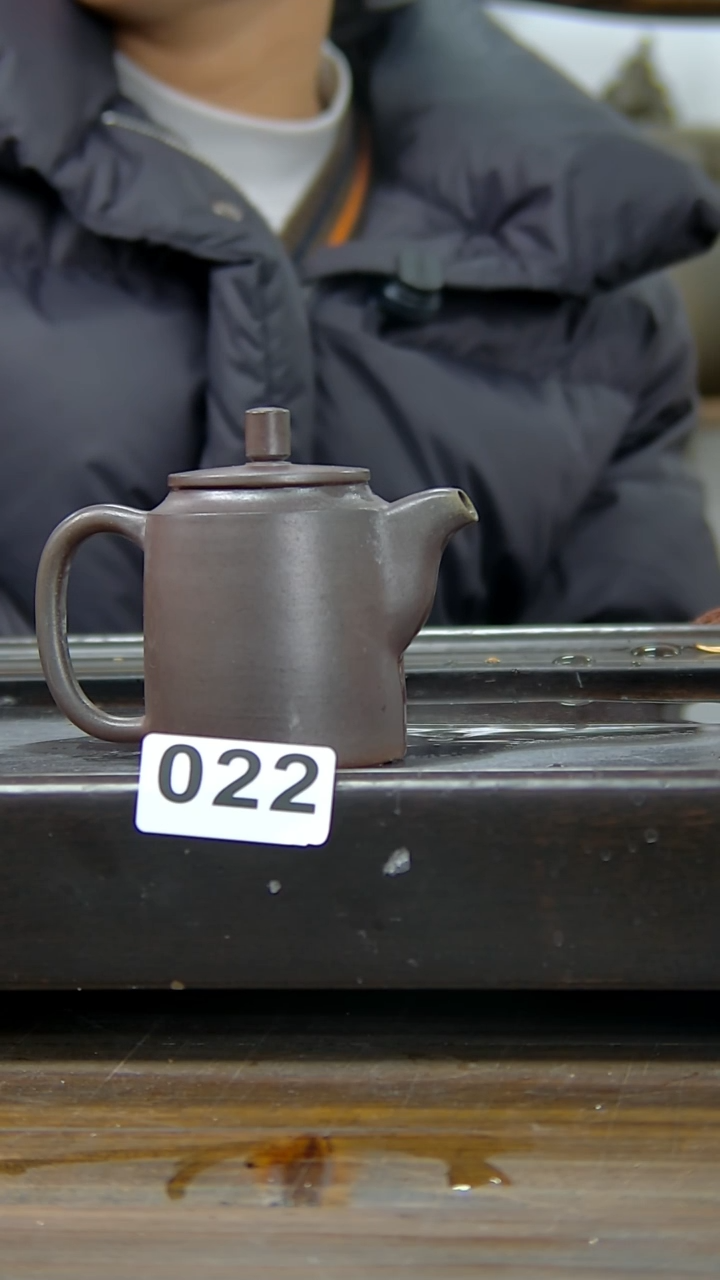 【闪购商品】贵台龙窑柴烧茶壶022