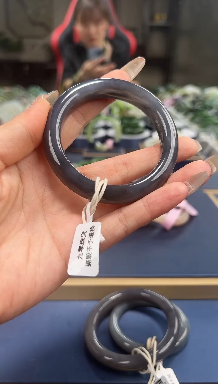 和田玉手镯未镶嵌A0036-55