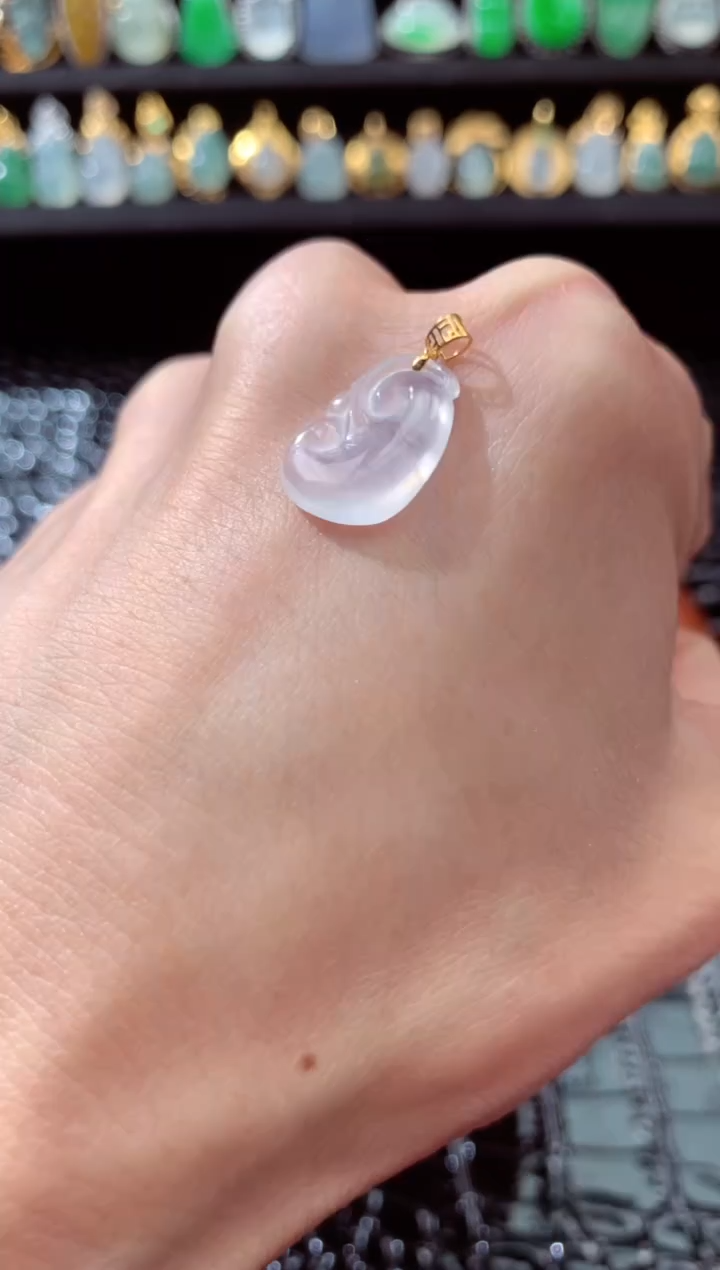 【闪购商品】翡翠颈饰18K金镶嵌如意