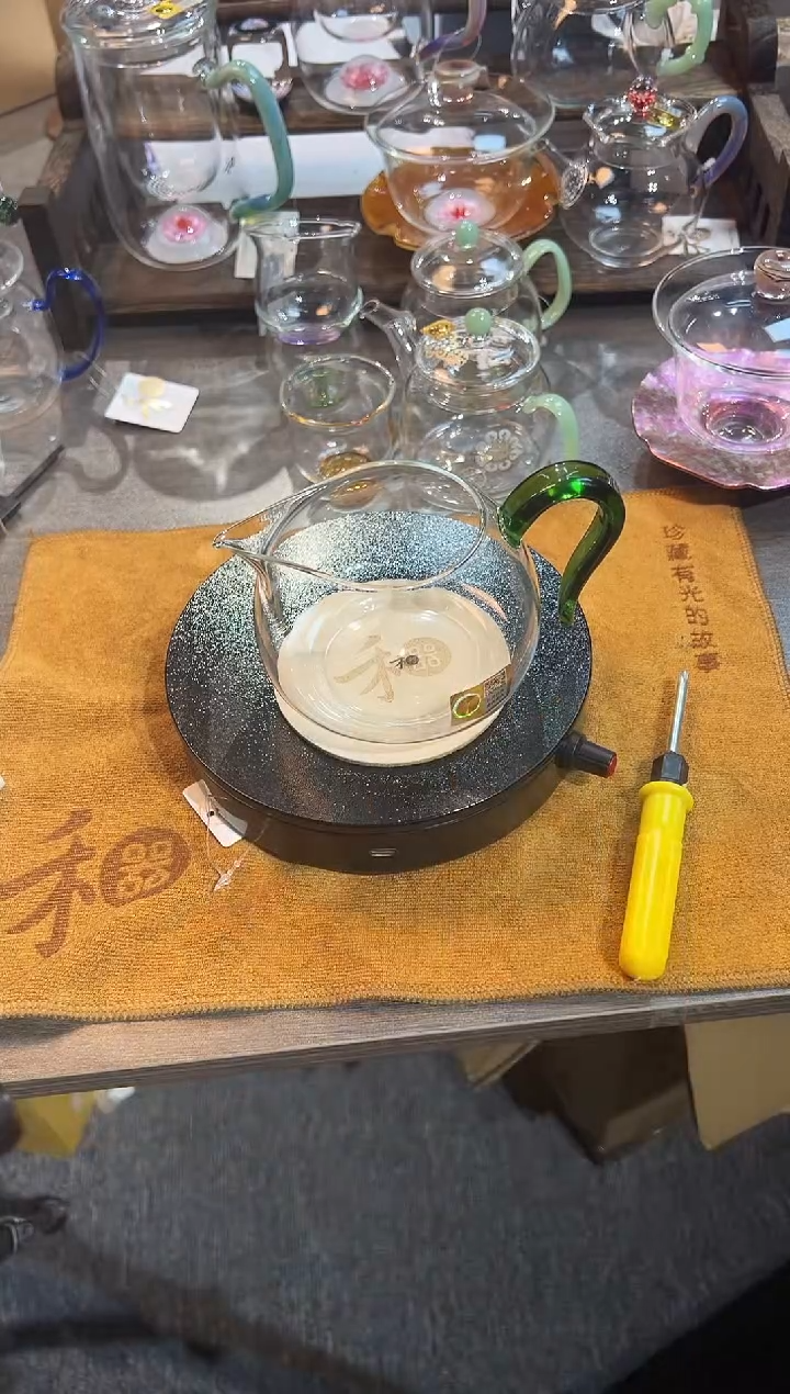 【闪购商品】淡然公道杯湖绿色