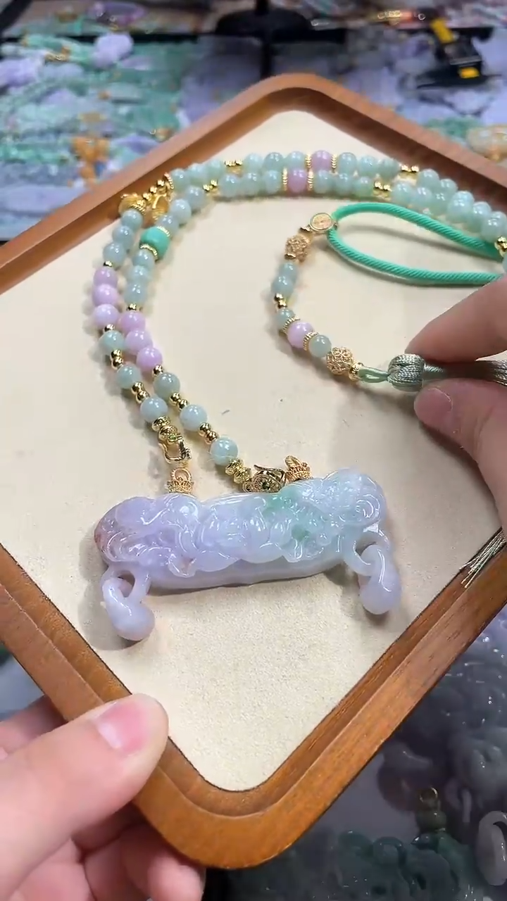 【闪购商品】翡翠颈饰未镶嵌吊坠