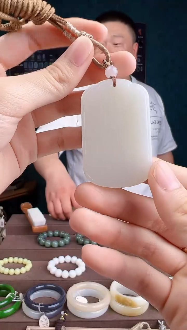 和田玉未镶嵌颈饰多样性发货 拍一单发一个