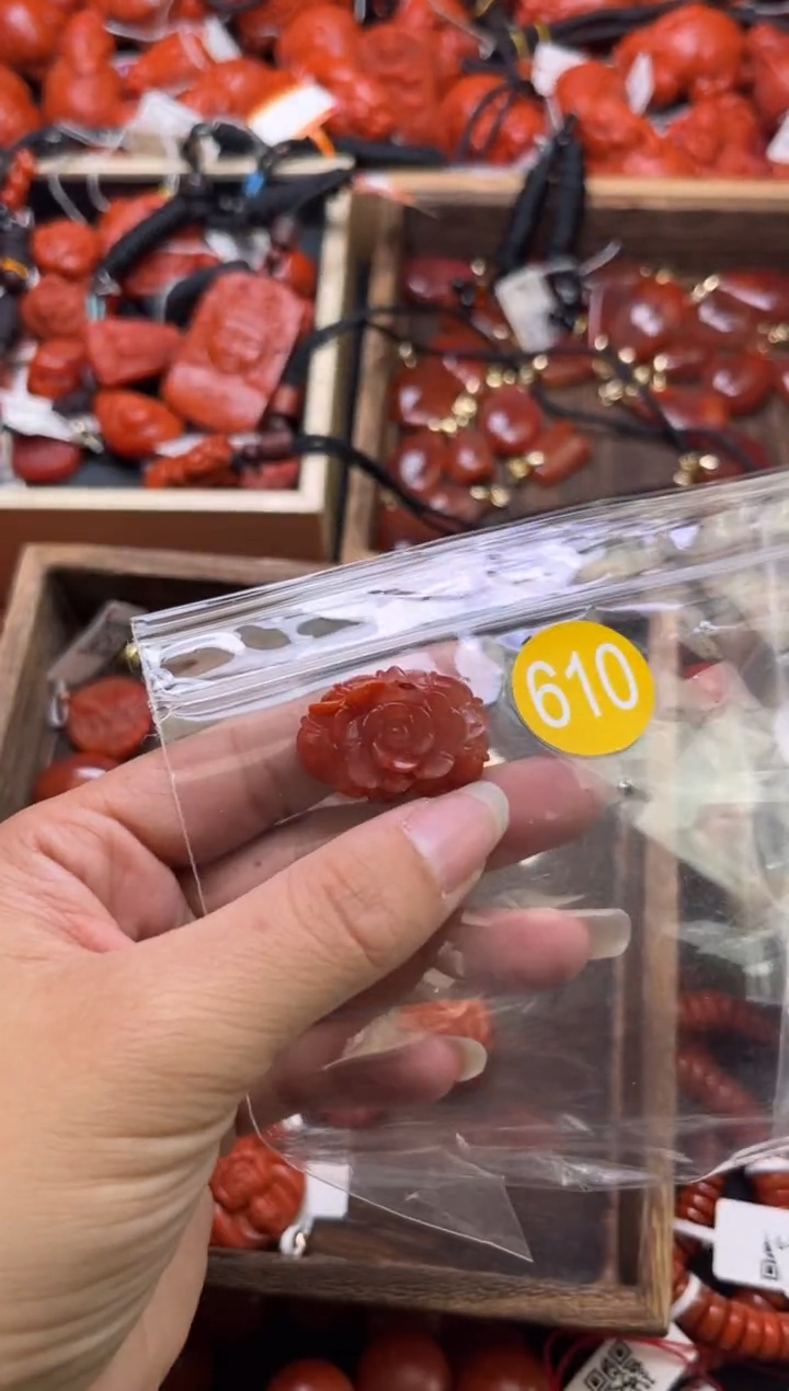 【闪购商品】南红玛瑙珠宝奇石未镶嵌610