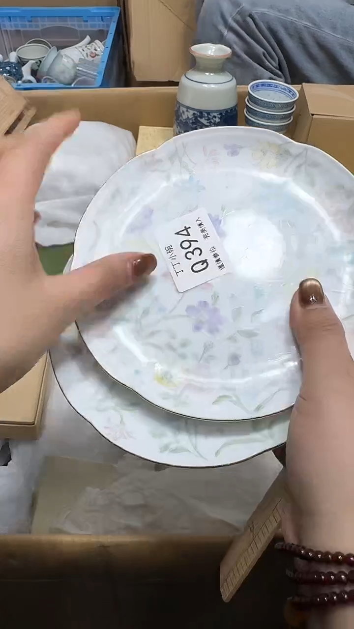 瓷片L**a394         