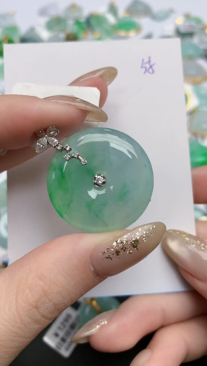 【闪购商品】翡翠颈饰18K金镶嵌天然缅甸翡翠A货