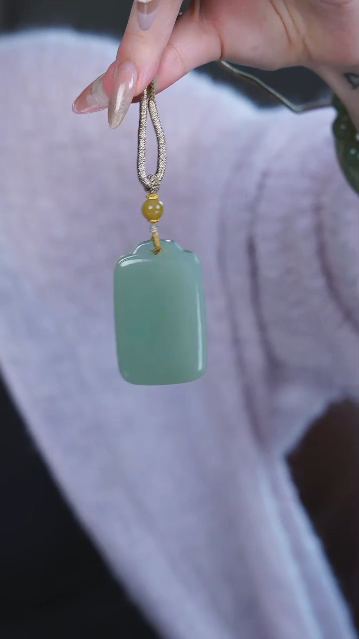 颈饰银S925镶嵌和田玉和田玉无事牌