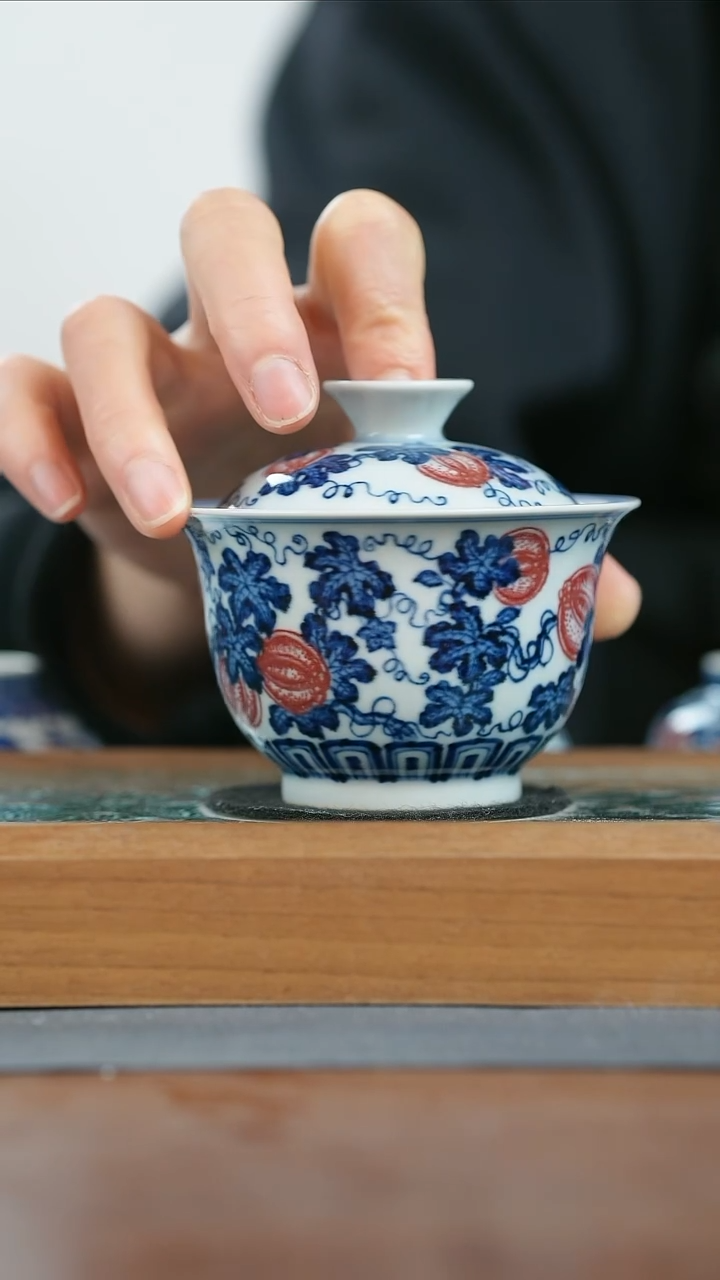 【闪购商品】点工釉里红西瓜盖碗 售价1380孤品放漏