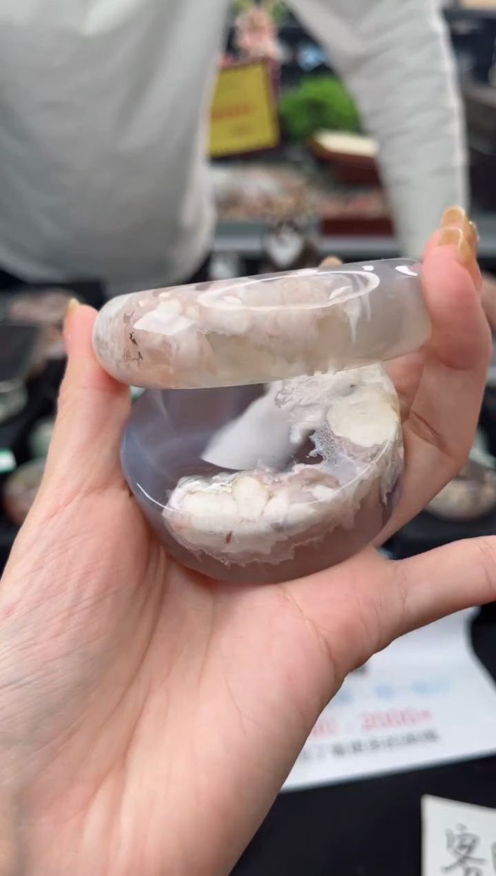 【闪购商品】石英质玉手镯未镶嵌58圈口（赠品镯心）3571245