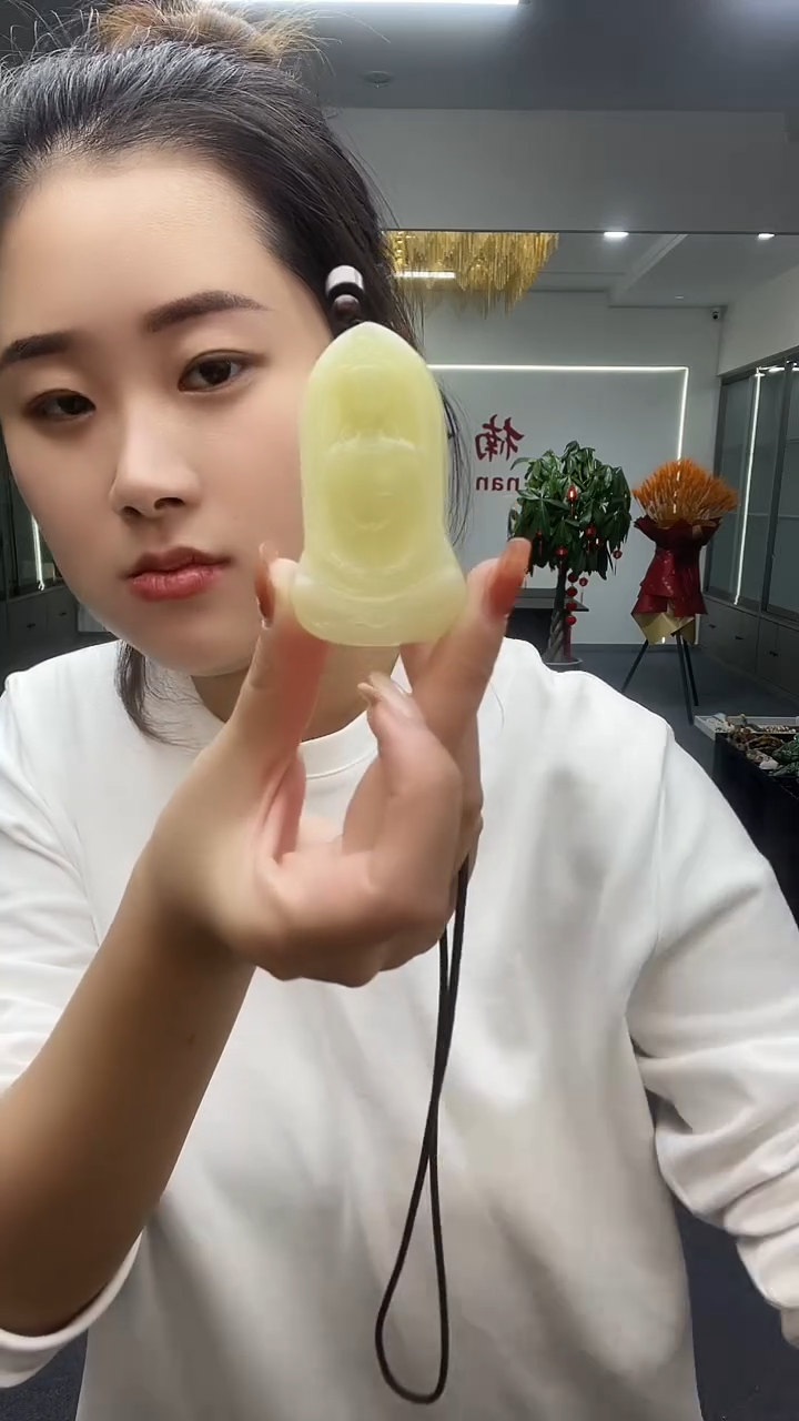 黄素衣观音吊坠多样性发货一件