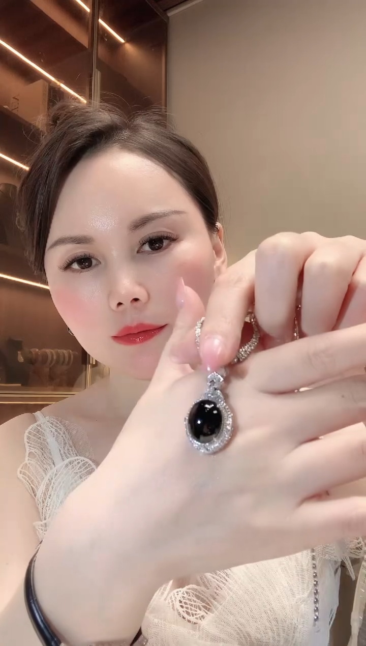 翡翠18K金镶嵌吊坠(不含链)D69 翡翠