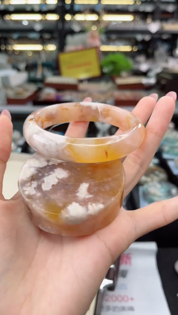 【闪购商品】石英质玉手镯未镶嵌60圈口（赠品镯心）344147