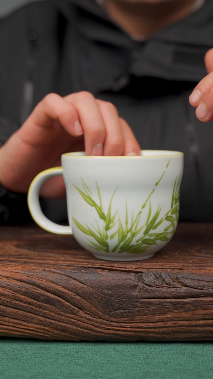 【闪购商品】瓷片76寻一缕瓷香杯釉下手工手绘瓷器