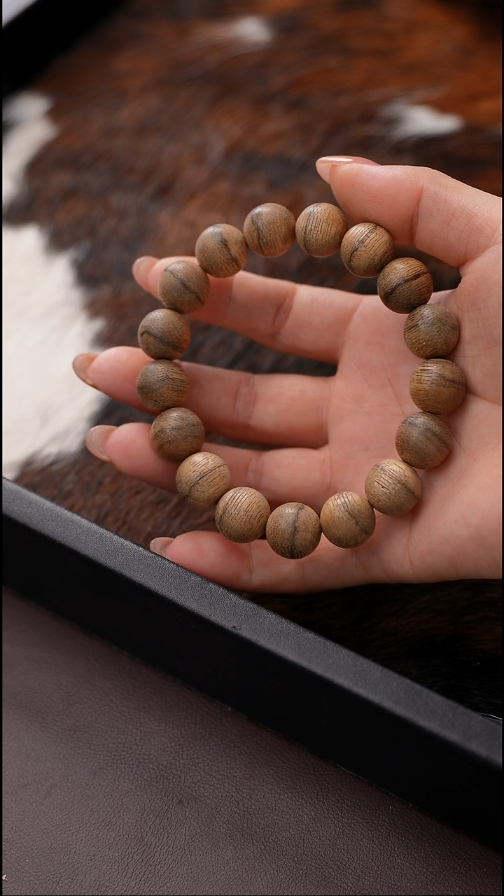 沉香手串CLQC1218，越南芽庄虎斑黑棋单圈