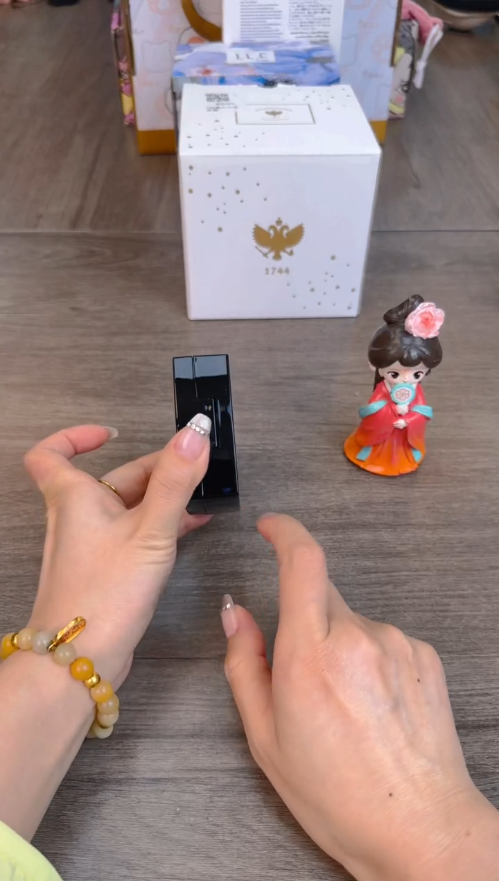 瓷片新号开播漏不停@@WR41