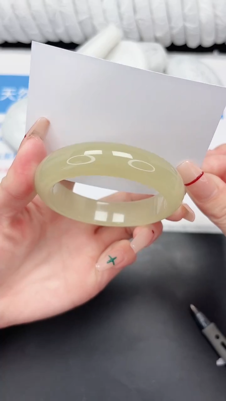 未镶嵌手镯石英质玉10-59CQ