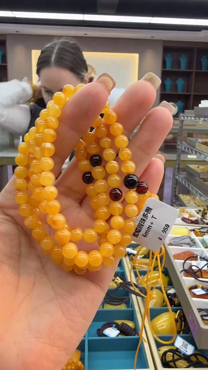 琥珀颈饰未镶嵌58秒拍号 假一罚三 