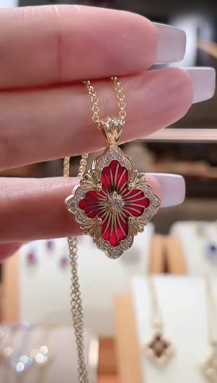 【闪购商品】钻石颈饰18K金镶嵌项链