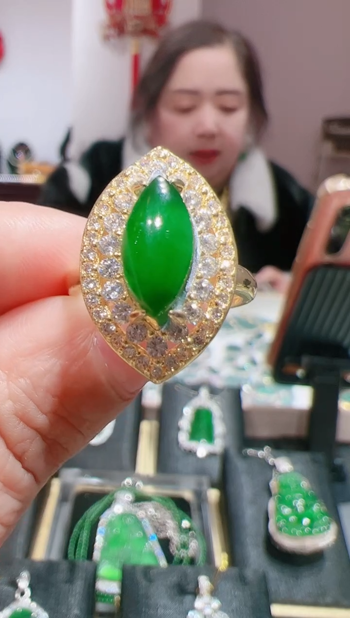 【闪购商品】翡翠戒指未镶嵌202520651